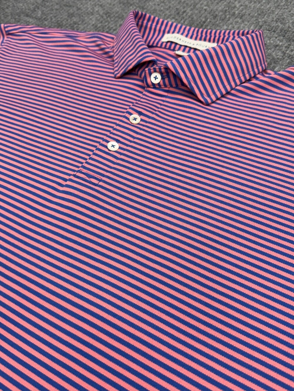 Holderness & Bourne The Maxwell Castaway Polo Shirt Mens XXL Coral Blue Striped